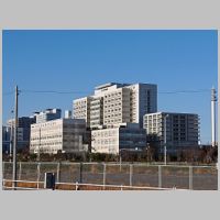 Cancer Institute Hospital of JFCR, located at 3-8-31 Ariake, Koto, Tokyo, Japan, photo Lombroso, Wikipedia.jpg